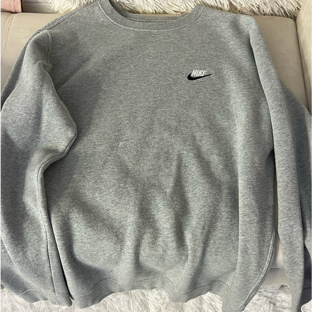 Nike sweat shirt